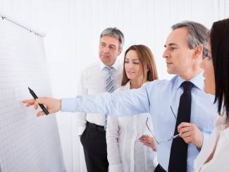 Wettbewerb in Recht und Praxis